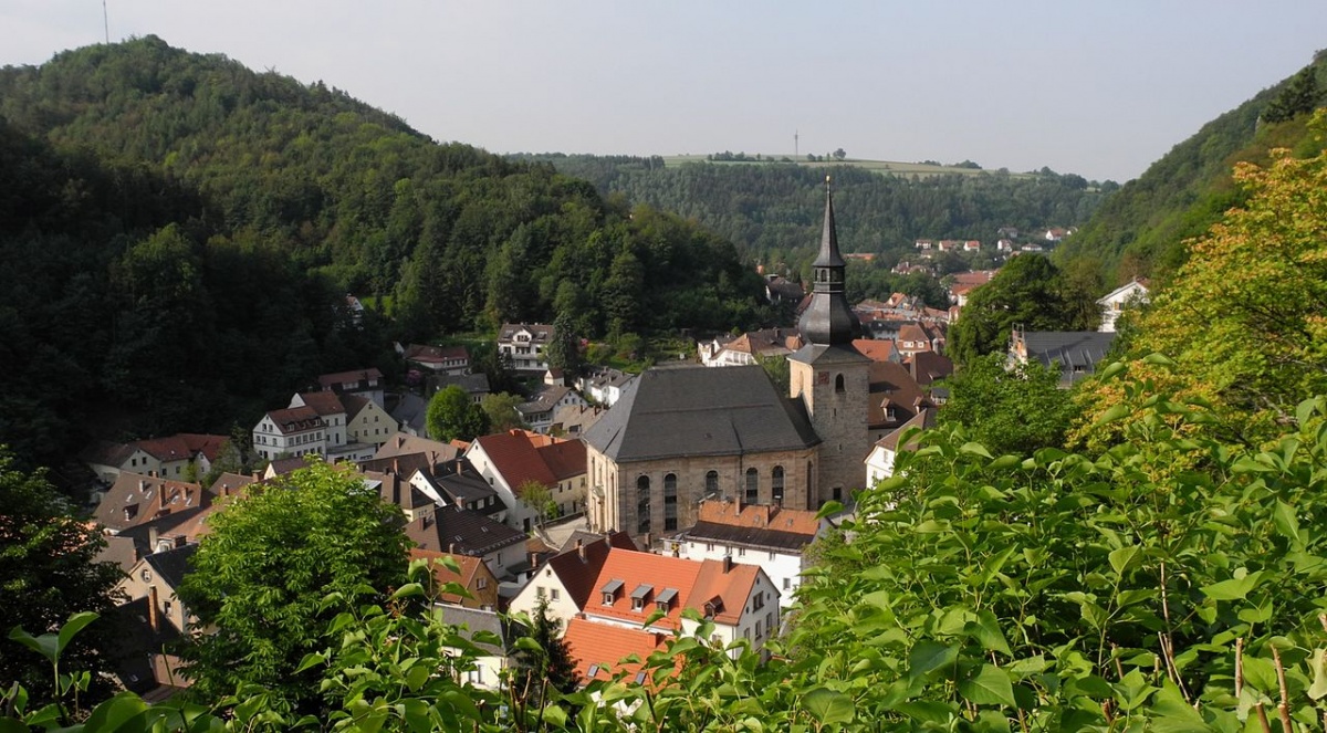 Blick vom Schlossturm auf Bad Berneck - Bad Berneck im Fichtelgebirge in der ErlebnisRegion Fichtelgebirge