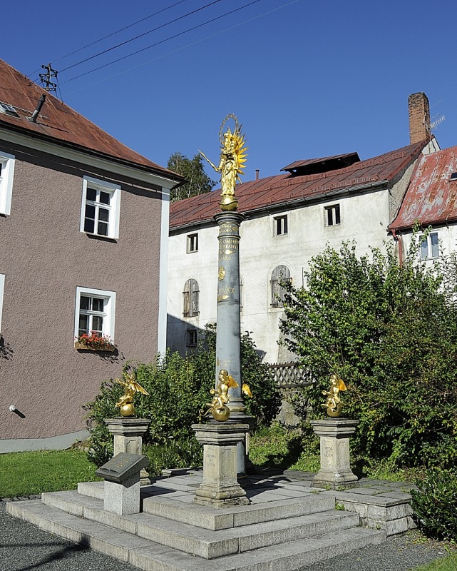 Barocke Mariensäule von 1680 - Fichtelberg im Fichtelgebirge in der ErlebnisRegion Fichtelgebirge