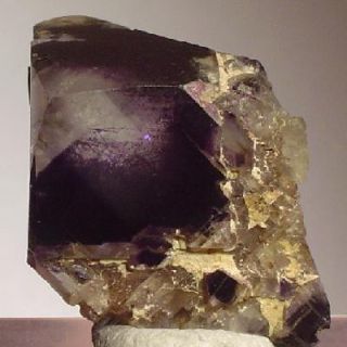 Mineralienfund am Epprechtstein - Der Epprechtstein 798 m ü. NN in der ErlebnisRegion Fichtelgebirge